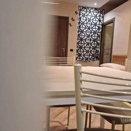 Appartement Mia Casa à Monza Extérieur photo